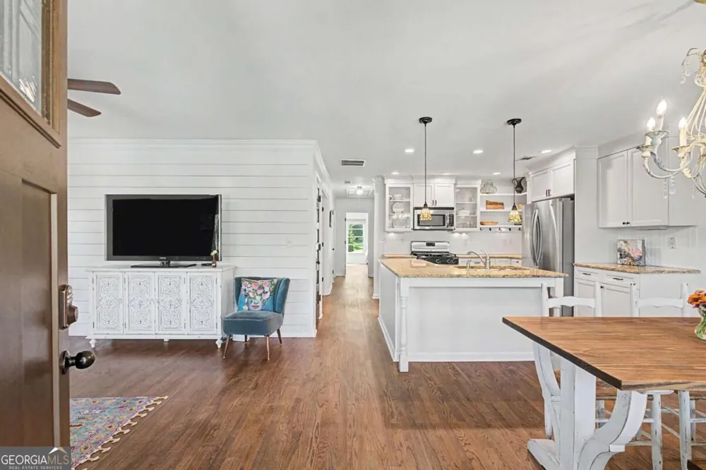 43 Aberdeen ST NE Atlanta, GA 30307