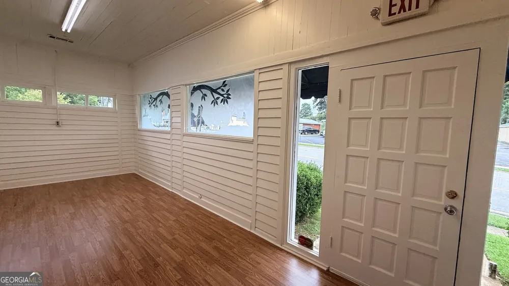 119 Newnan RD Carrollton, GA 30117