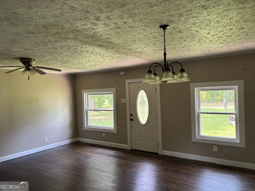 1402 Dewey ST Griffin, GA 30223