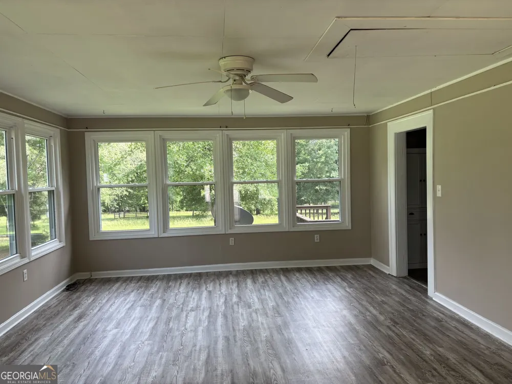 1402 Dewey ST Griffin, GA 30223