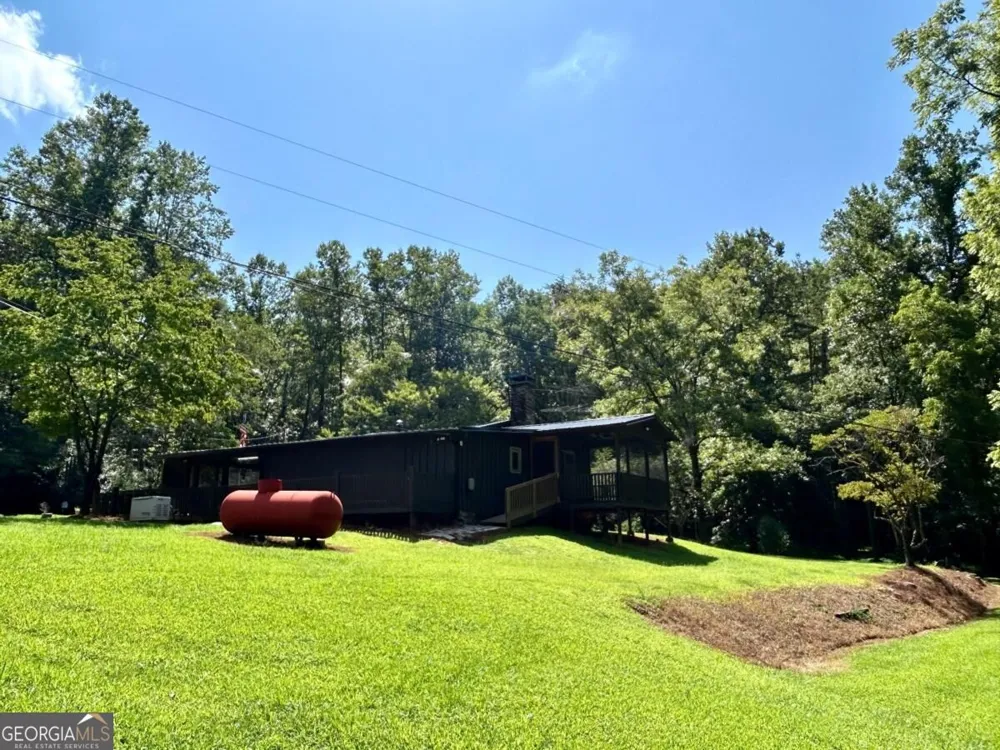 581 N Garrett Branch RD Ellijay, GA 30536