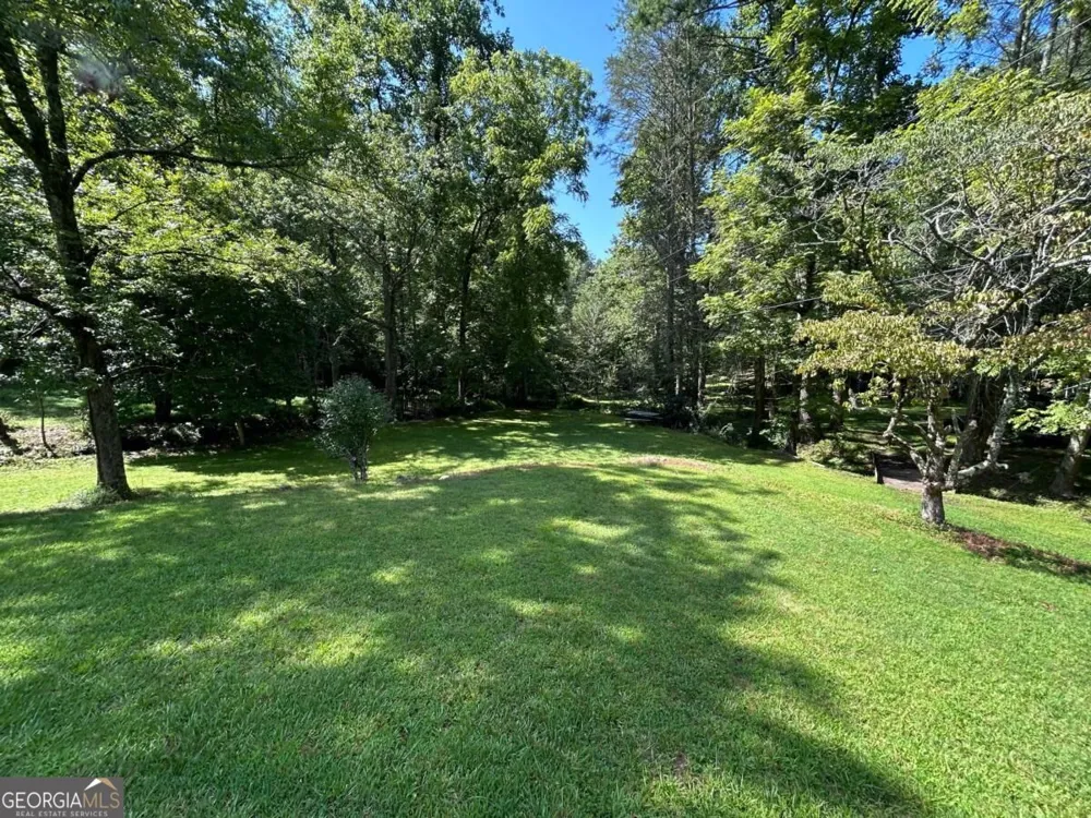 581 N Garrett Branch RD Ellijay, GA 30536