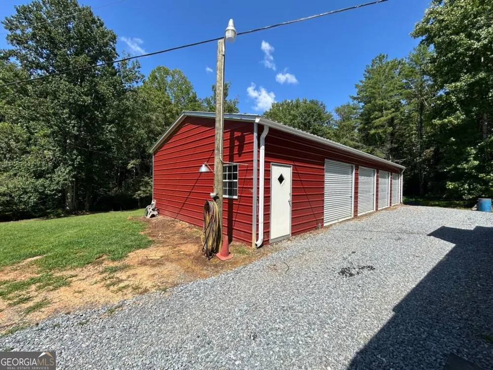 581 N Garrett Branch RD Ellijay, GA 30536