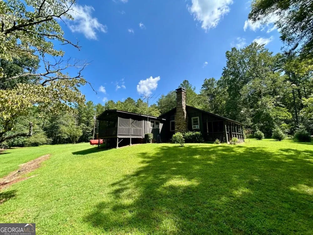 581 N Garrett Branch RD Ellijay, GA 30536