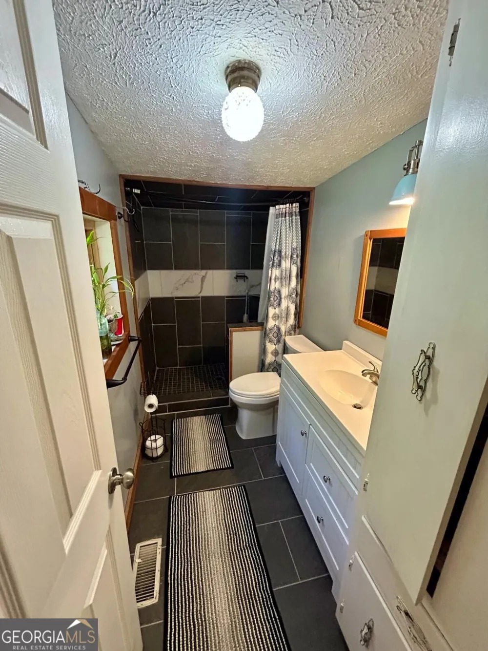 581 N Garrett Branch RD Ellijay, GA 30536