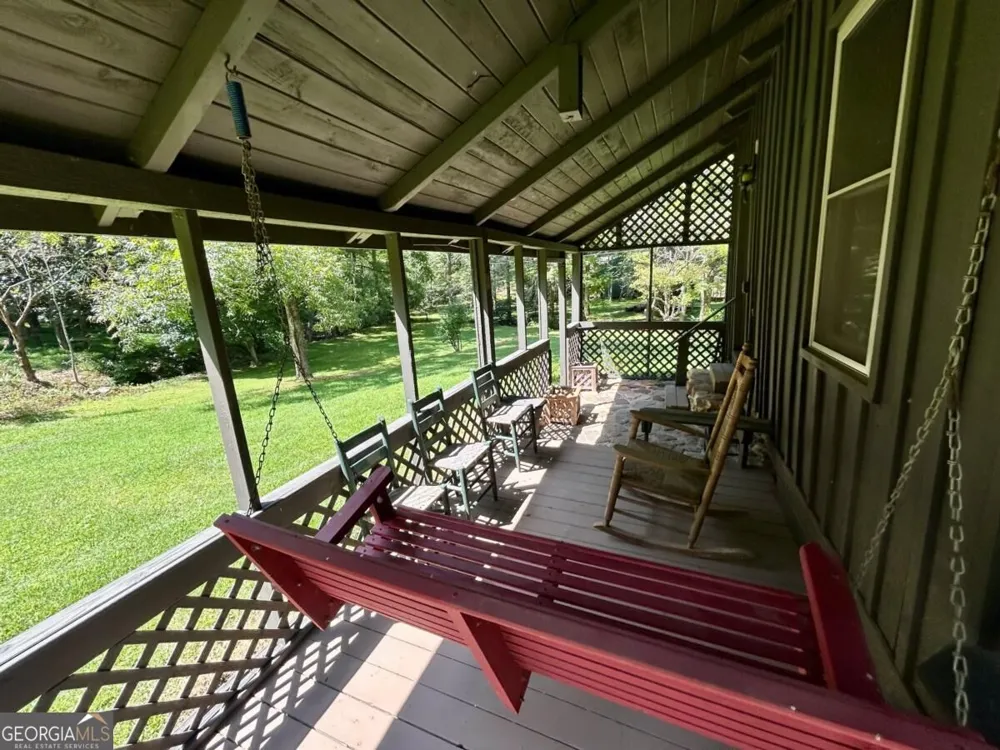581 N Garrett Branch RD Ellijay, GA 30536