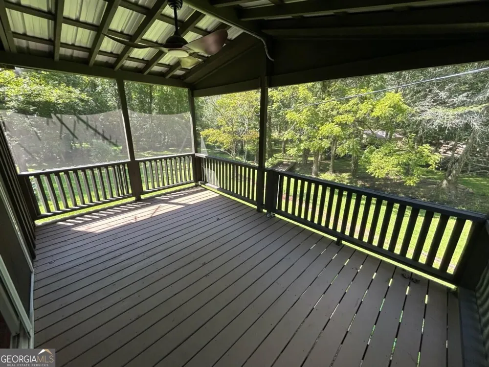 581 N Garrett Branch RD Ellijay, GA 30536