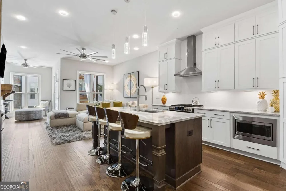 4351 Parkside PL Sandy Springs, GA 30342