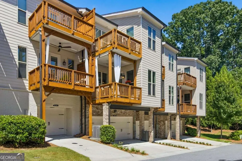 4351 Parkside PL Sandy Springs, GA 30342