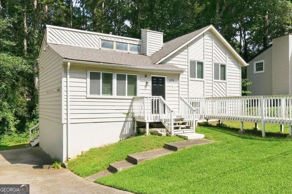 2078 Kimber TRL Stone Mountain, GA 30088