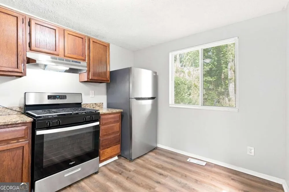 2078 Kimber TRL Stone Mountain, GA 30088