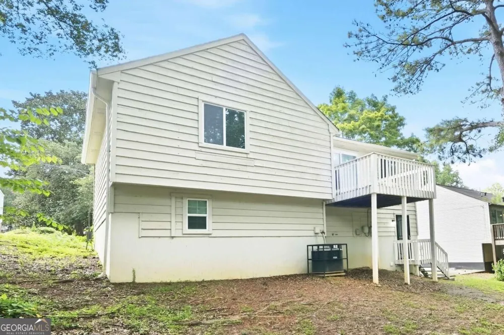 2078 Kimber TRL Stone Mountain, GA 30088