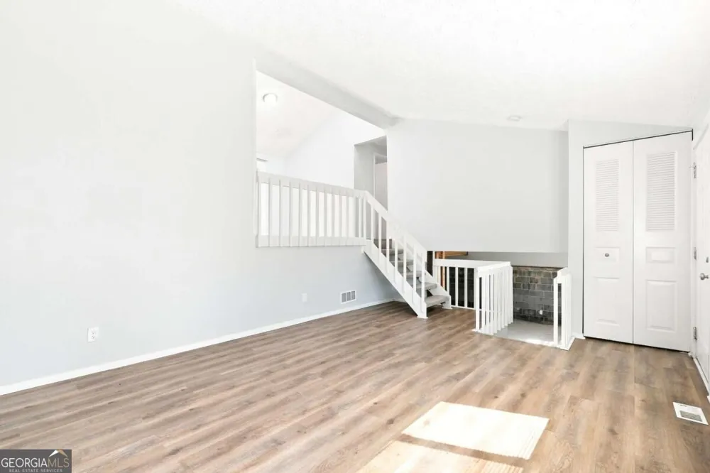 2078 Kimber TRL Stone Mountain, GA 30088