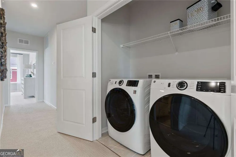 356 Skylar CT SE Atlanta, GA 30315