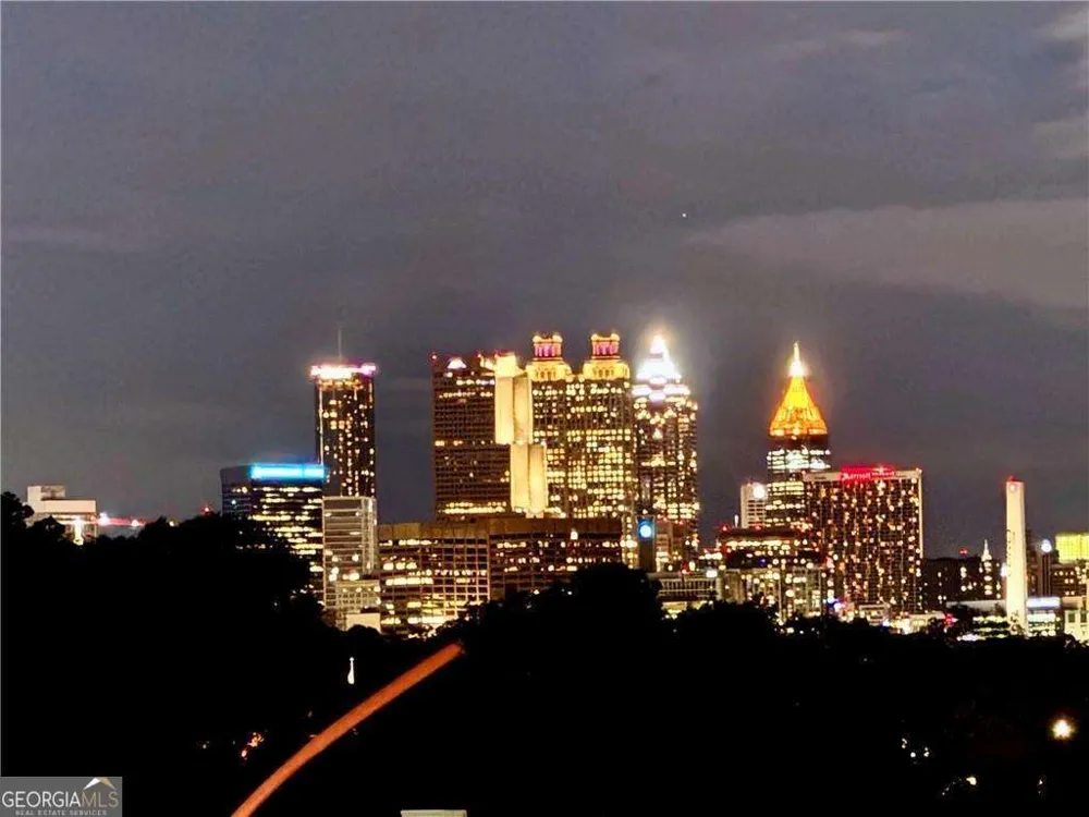 356 Skylar CT SE Atlanta, GA 30315