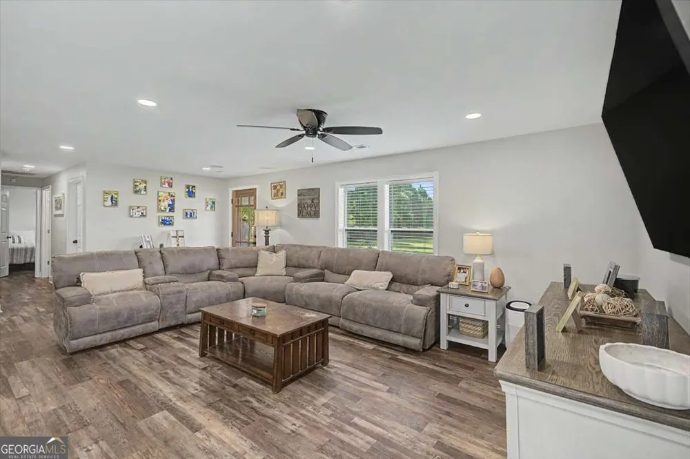 1895 County Road 78 Centre, AL 35960
