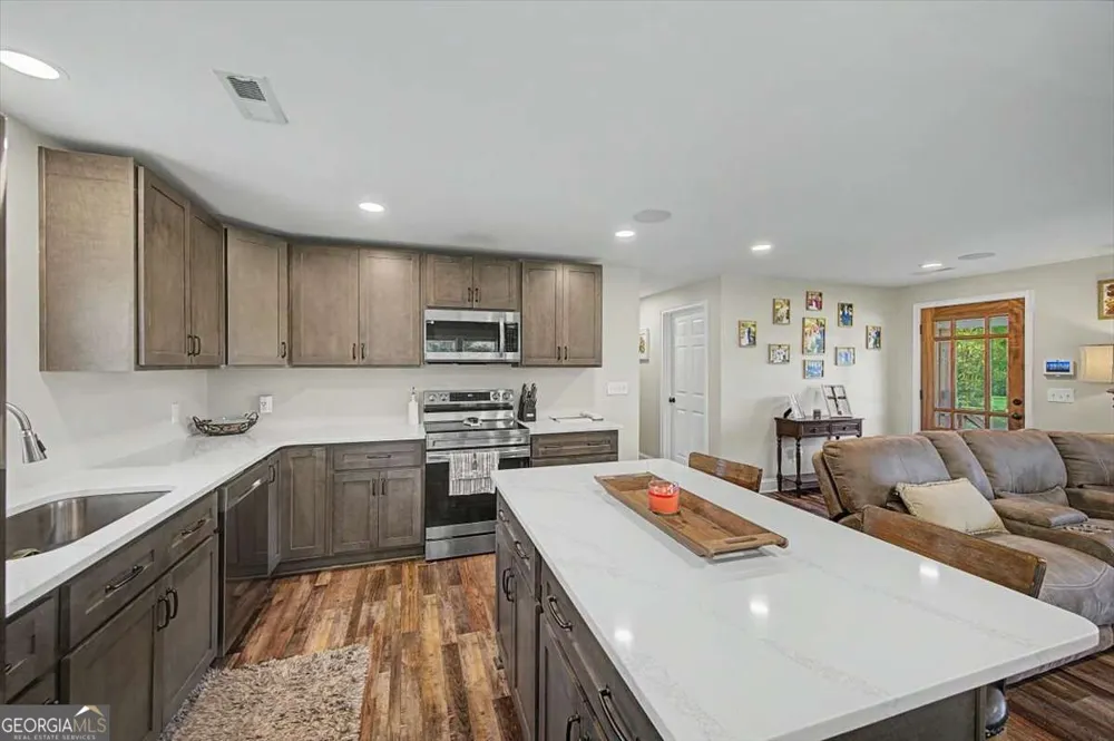 1895 County Road 78 Centre, AL 35960