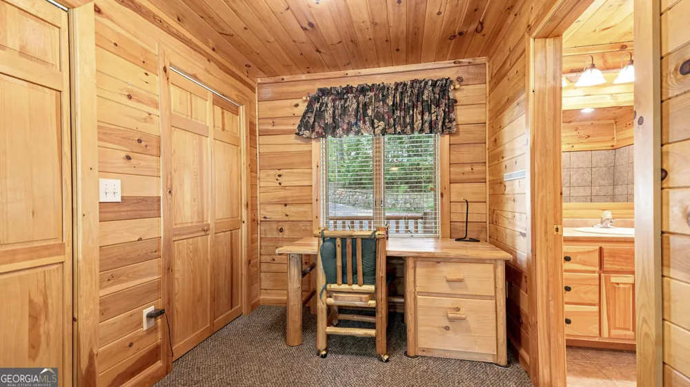 84 Charlotte DR Morganton, GA 30560