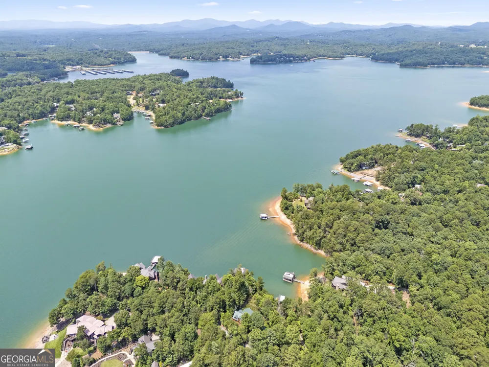 84 Charlotte DR Morganton, GA 30560