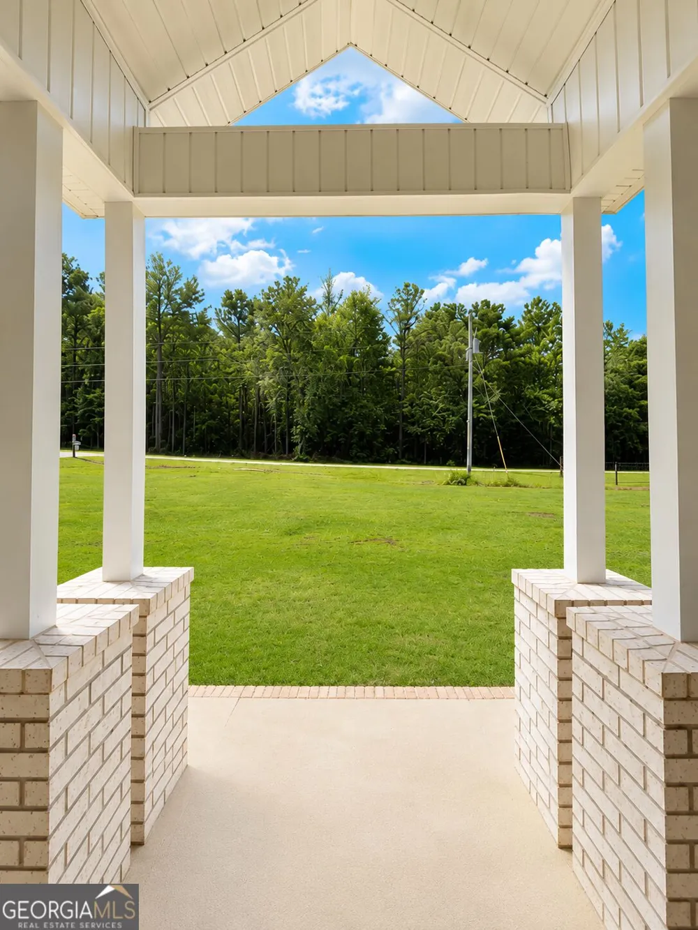 100 Spring Trail Box Springs, GA 31801