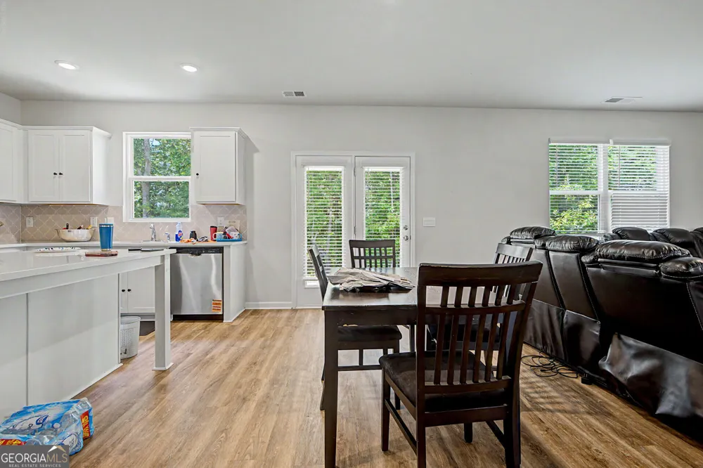 637 Kimberwick DR Locust Grove, GA 30248