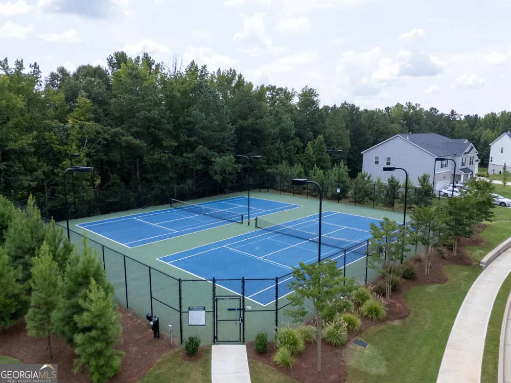 637 Kimberwick DR Locust Grove, GA 30248
