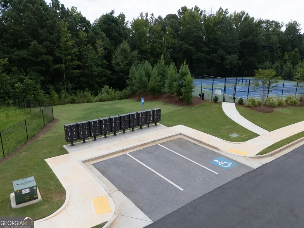 637 Kimberwick DR Locust Grove, GA 30248