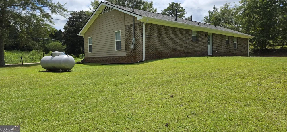 657 Tom McKinley RD Thomaston, GA 30286