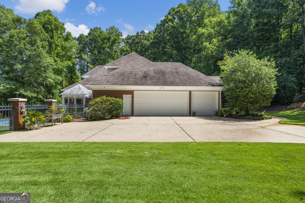 100 Waterview CT Cataula, GA 31804