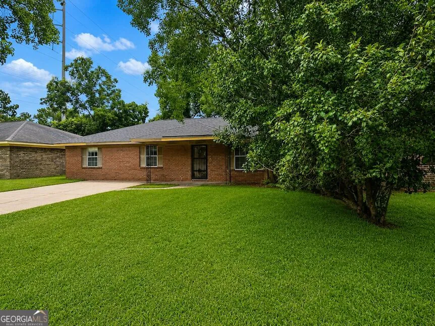 1903 Cimarron ST Savannah, GA 31405