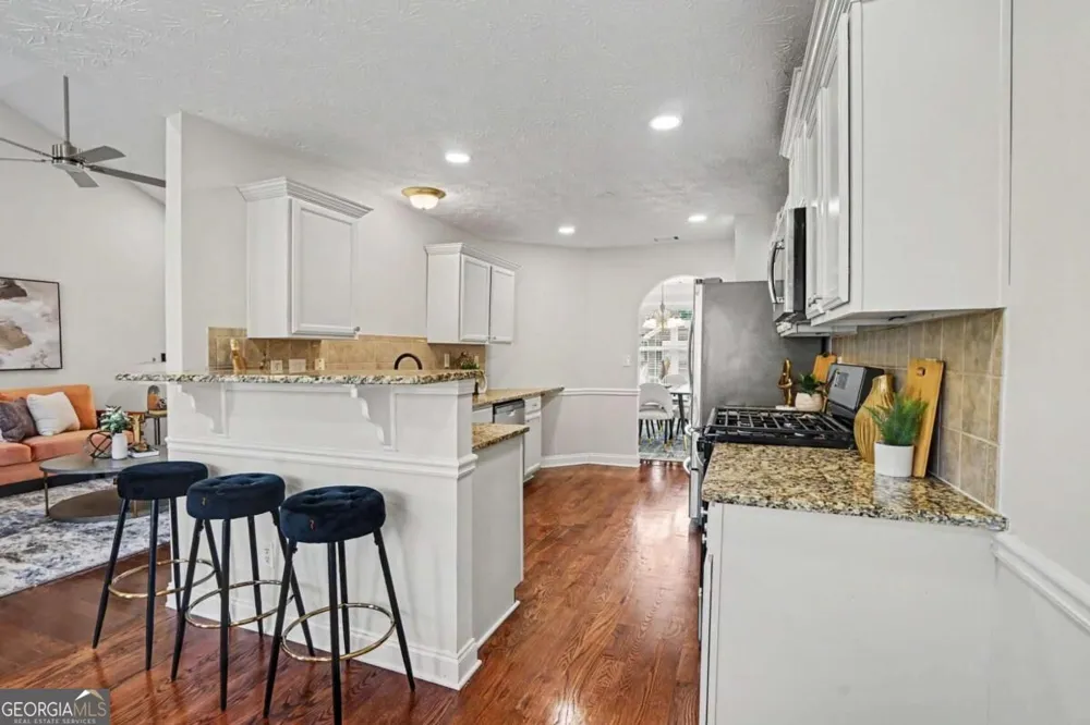 1131 Rose Terrace CIR Loganville, GA 30052
