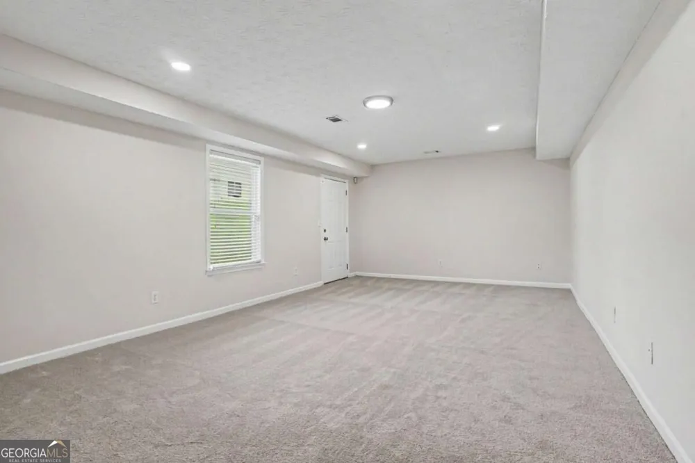 1131 Rose Terrace CIR Loganville, GA 30052