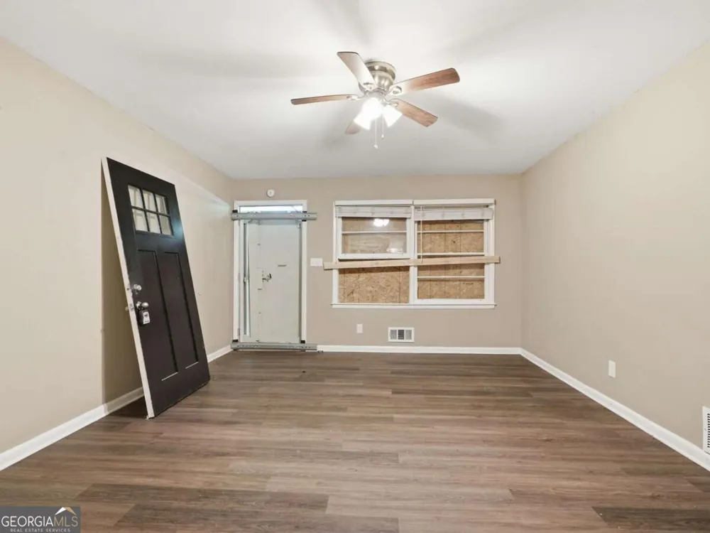 4009 Kirksford DR Decatur, GA 30035