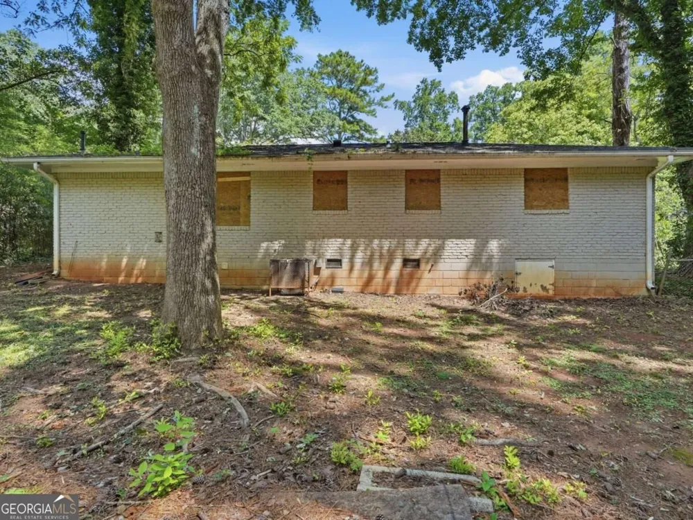 4009 Kirksford DR Decatur, GA 30035