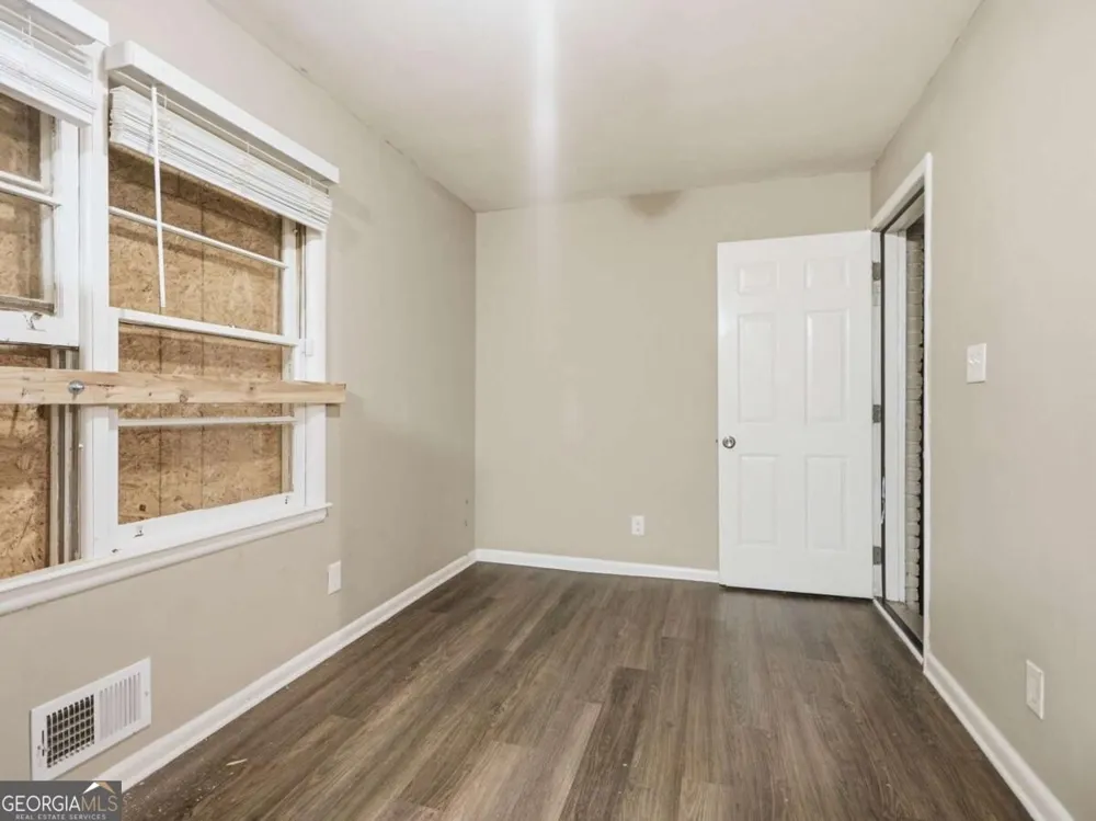 4009 Kirksford DR Decatur, GA 30035