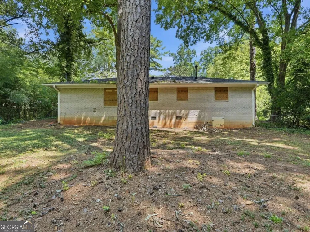 4009 Kirksford DR Decatur, GA 30035