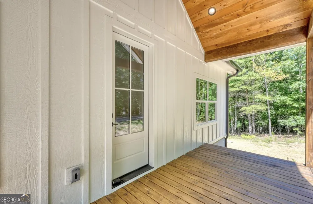99 LOFTIS MTN TRL Blairsville, GA 30512