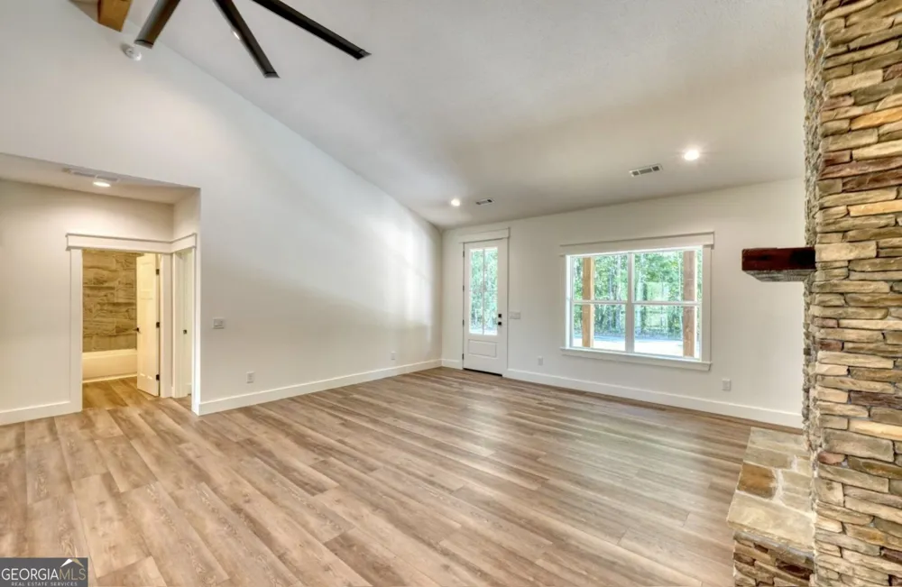 99 LOFTIS MTN TRL Blairsville, GA 30512