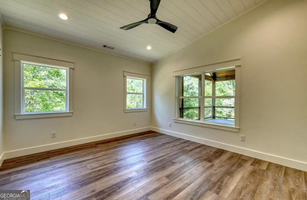 99 LOFTIS MTN TRL Blairsville, GA 30512