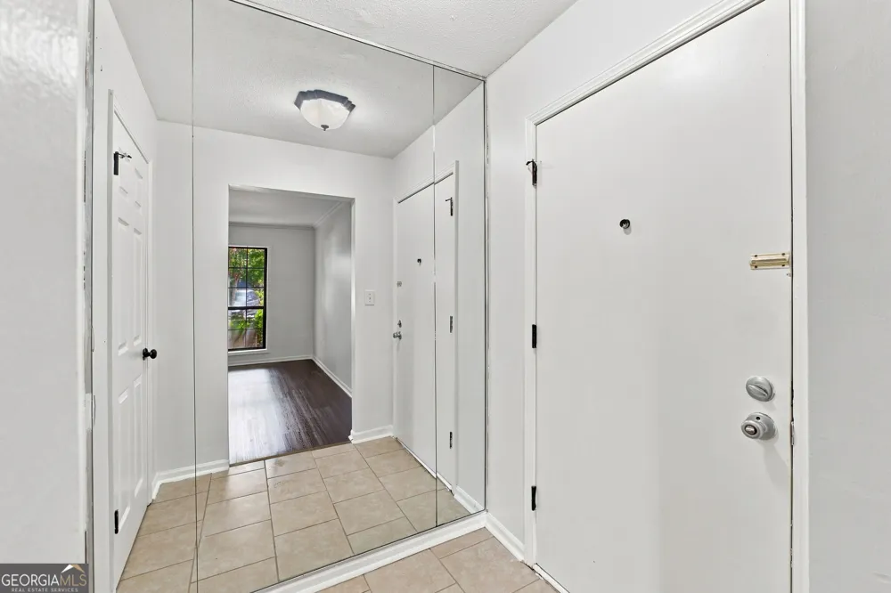 6851 Roswell RD Sandy Springs, GA 30328