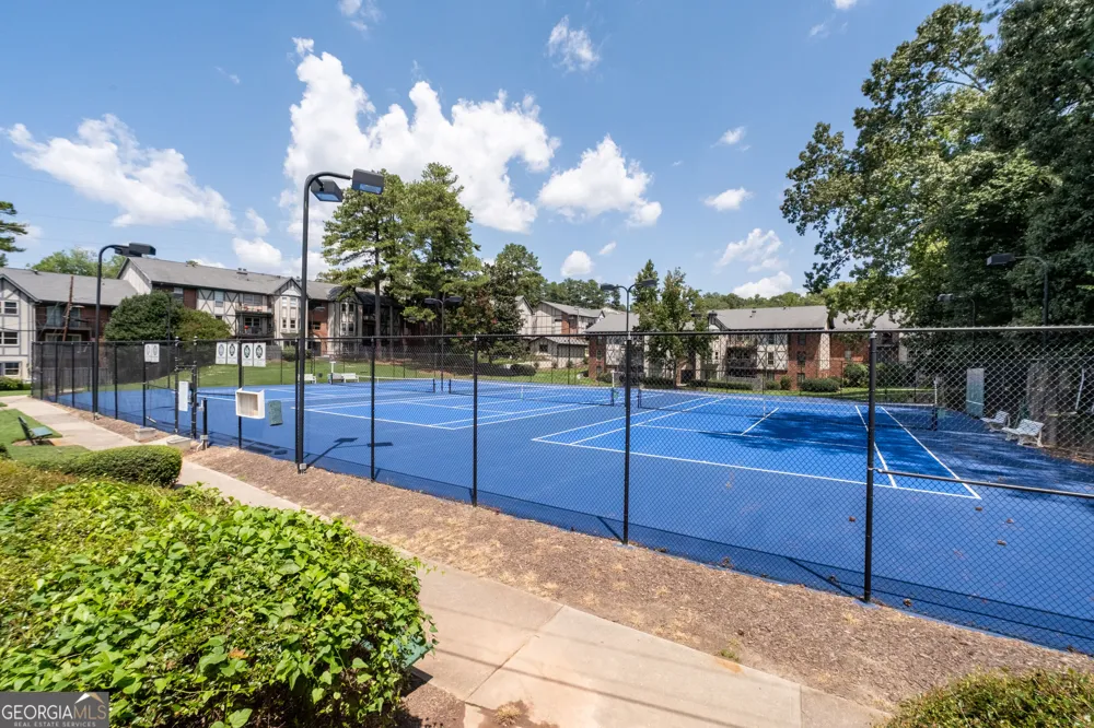 6851 Roswell RD Sandy Springs, GA 30328
