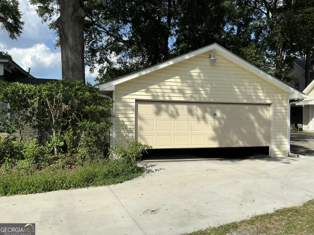 992 Tattnall ST Macon, GA 31201
