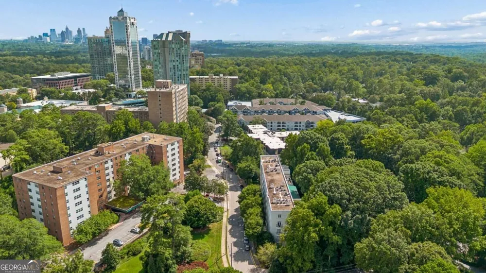 2960 Pharr Court South NW Atlanta, GA 30305