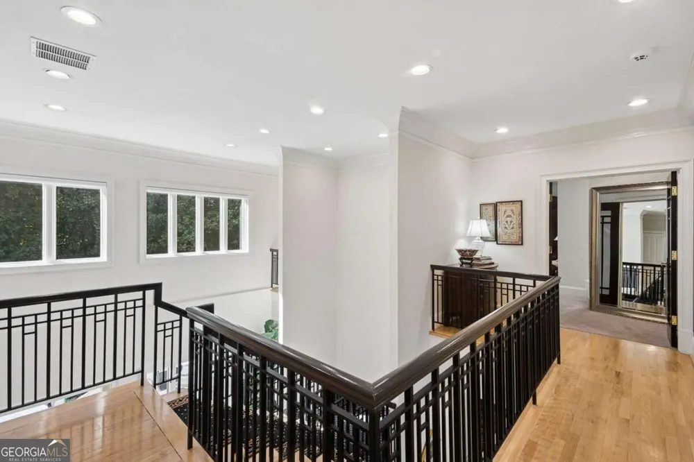 2960 Pharr Court South NW Atlanta, GA 30305
