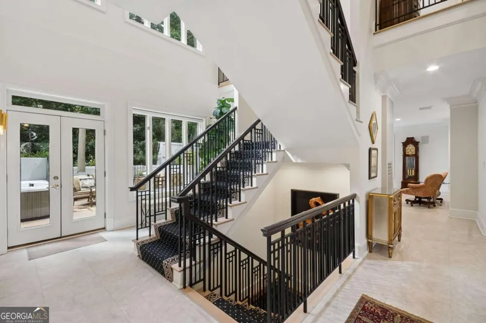 2960 Pharr Court South NW Atlanta, GA 30305