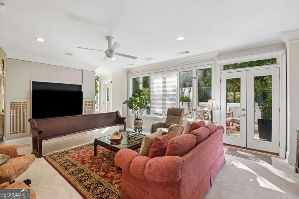 2960 Pharr Court South NW Atlanta, GA 30305