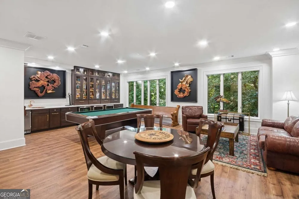 2960 Pharr Court South NW Atlanta, GA 30305