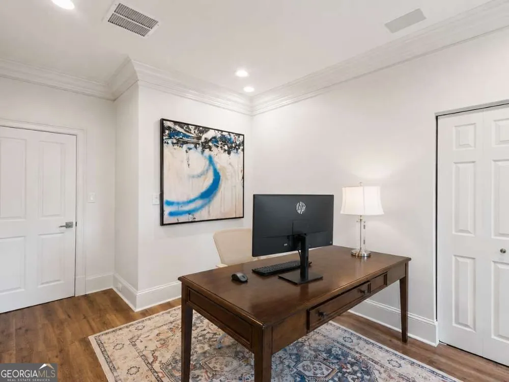 2960 Pharr Court South NW Atlanta, GA 30305