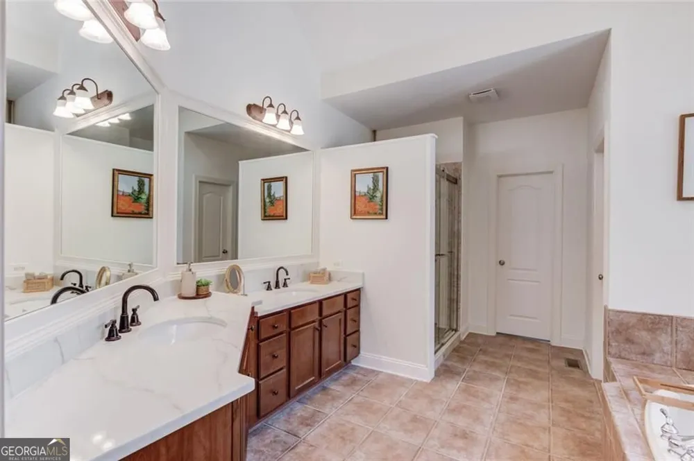 2640 Ivy Brook LN NE Buford, GA 30519