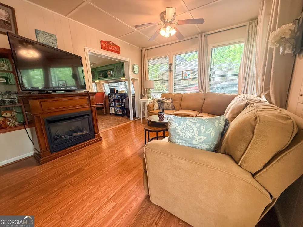 43 Canyon PASS Cleveland, GA 30528